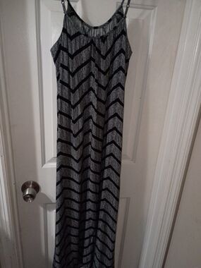 Merona Black and Gray Chevron Maxi Dress